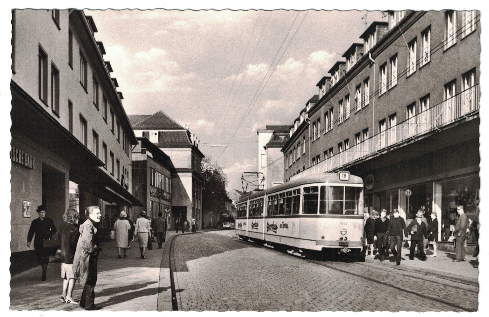 Featured image for “KW 26/2017 – Ein schöner Rücken…auf Linie 18”