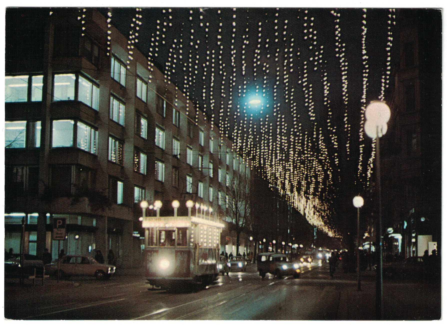 Featured image for “KW52/2018 – Zürich: Oh Tannenbaum, wie rollst du so schön!”