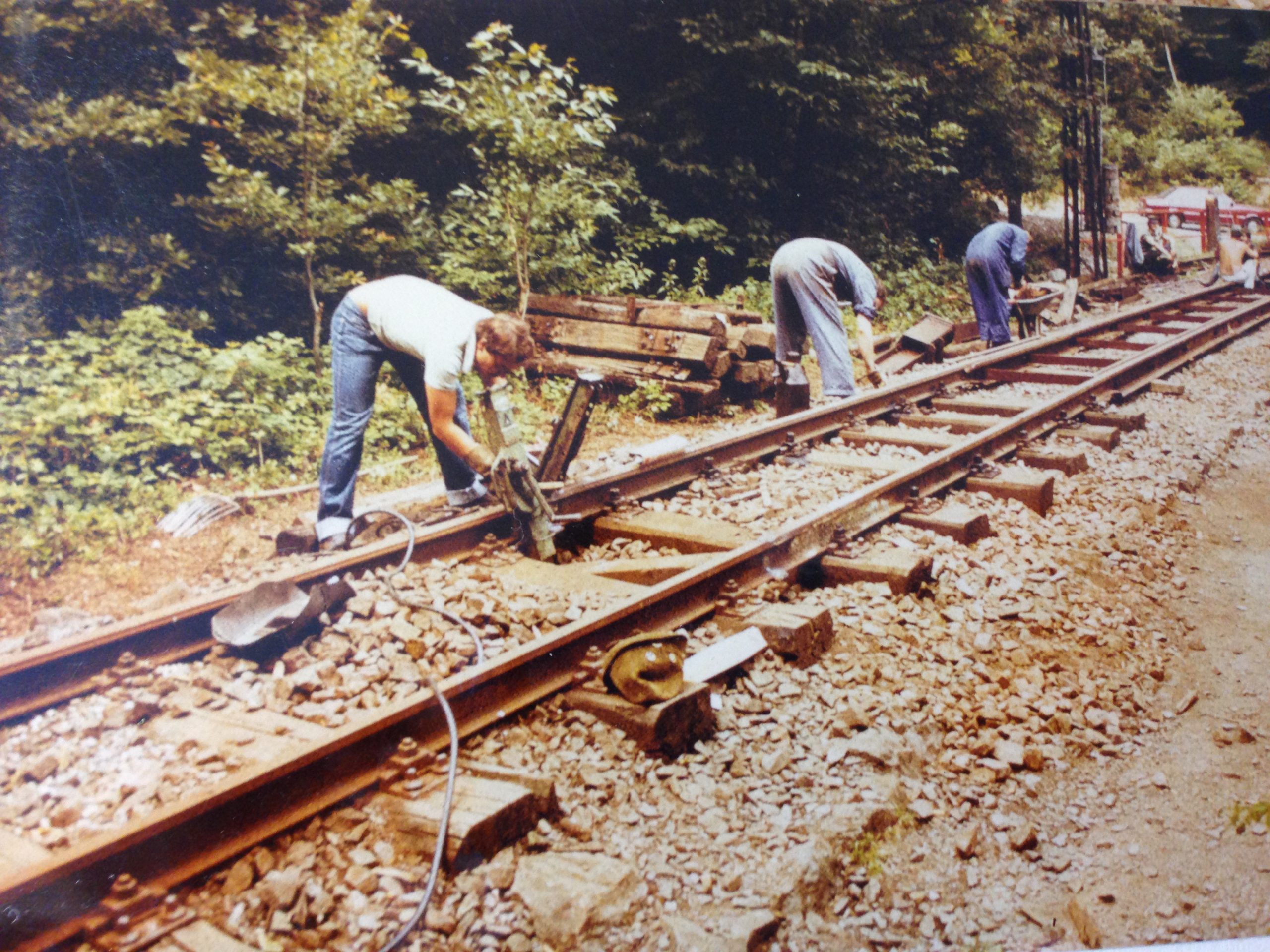 Featured image for “… eine Gleisbaustelle im Jahr 1982”