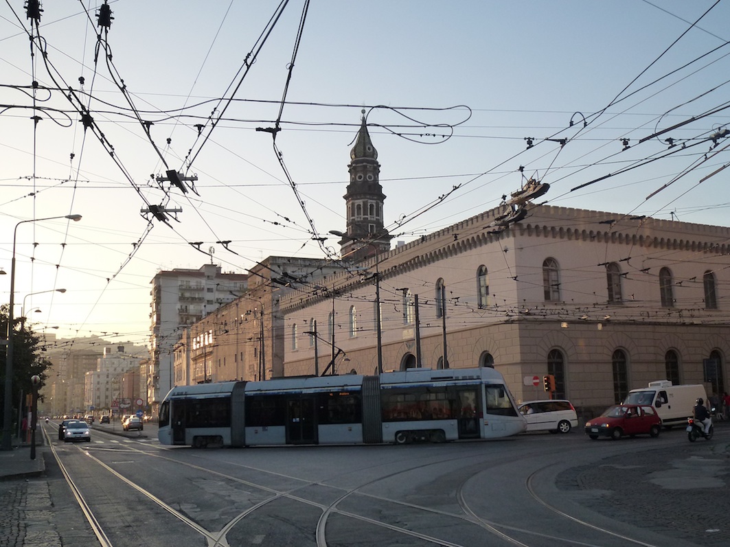 Featured image for “KW45/2021 – Neapel: Trambetrieb in einer “Failed City””